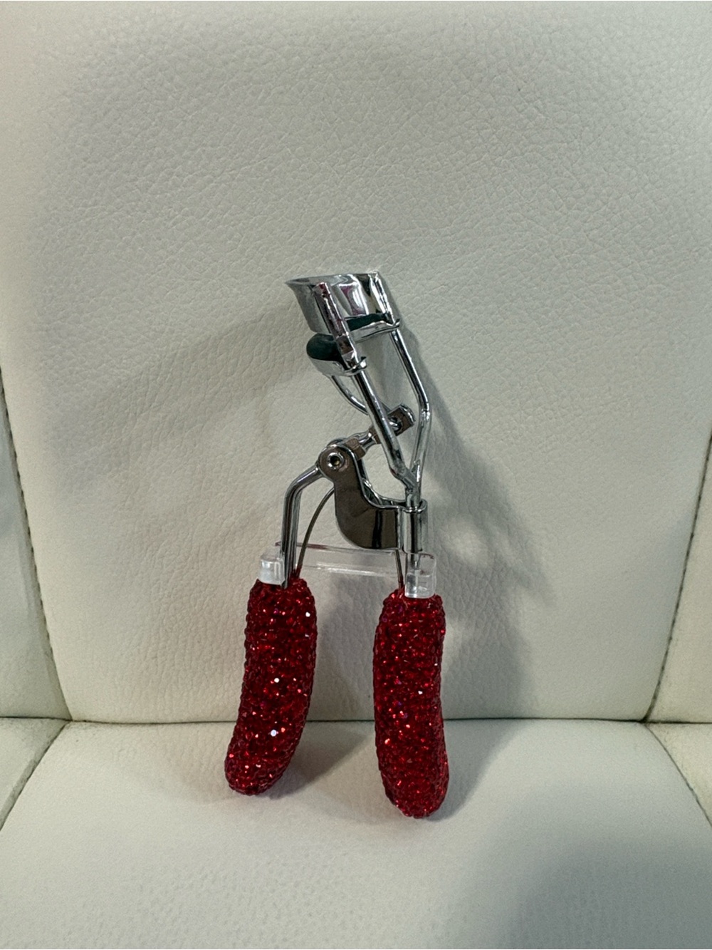 Glitter Red Handle Eyelash Curler